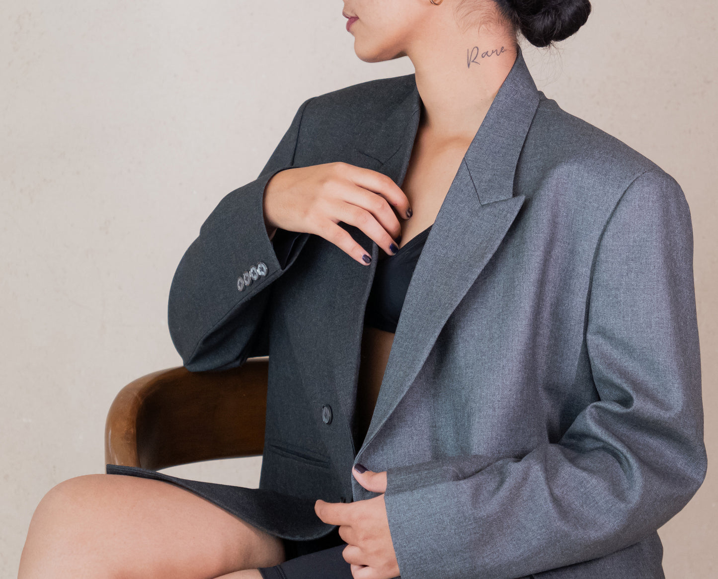 Berenice Timeless Blazer - Monochrome Majesty